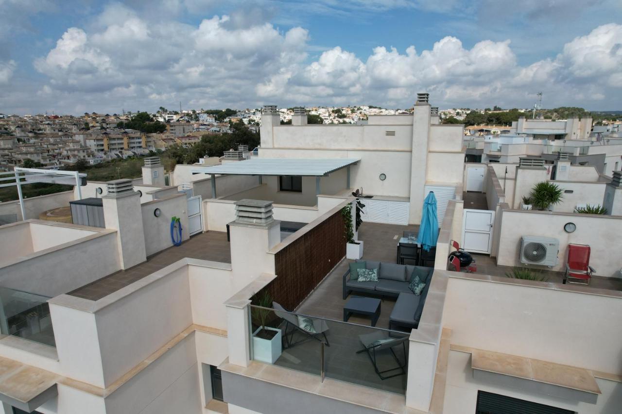 Luxurious Flat & Private Rooftop In Villamartin Orihuela Costa Dehesa de Campoamor  Εξωτερικό φωτογραφία
